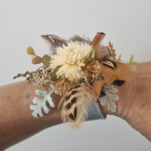 Load image into Gallery viewer, Harvest Moon Keepsake Corsage