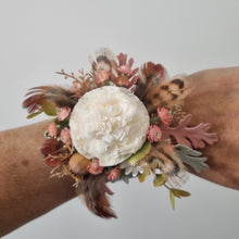 Load image into Gallery viewer, Autumn Blush Keepsake Corsage
