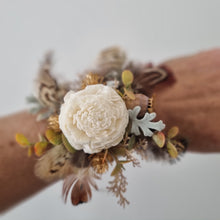 Load image into Gallery viewer, Blush Meadow Keepsake Corsage