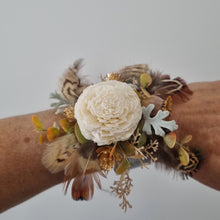 Load image into Gallery viewer, Soft Ember Keepsake Corsage